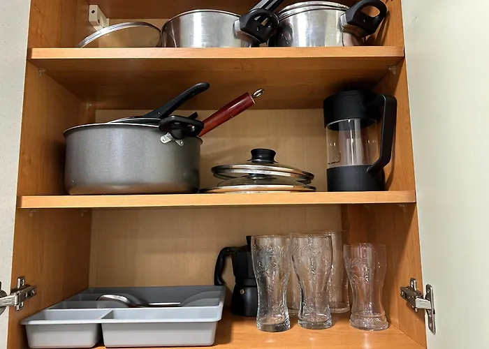 Apartincentrum3 Parking Daire Varşova