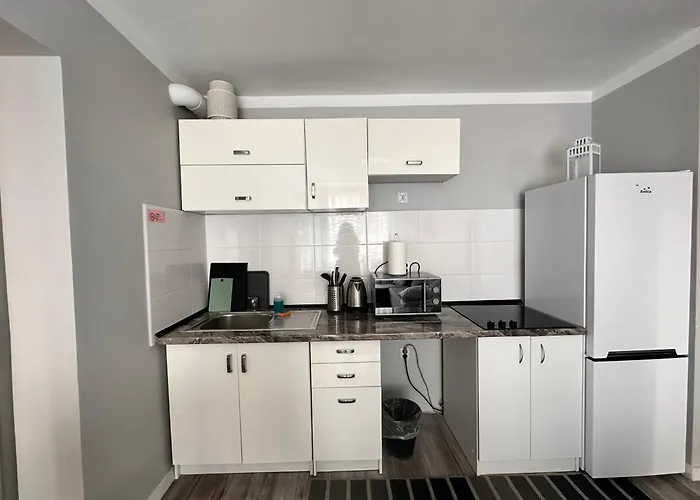 Apartincentrum3 Parking 아파트